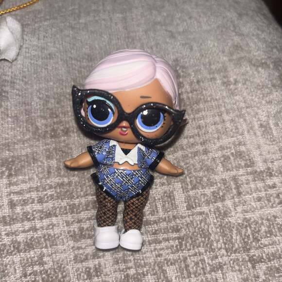 LOL Surprise Doll UPTOWN GIRL Amazing Surprise Collection Big Sister MC Swag - Picture 1 of 1